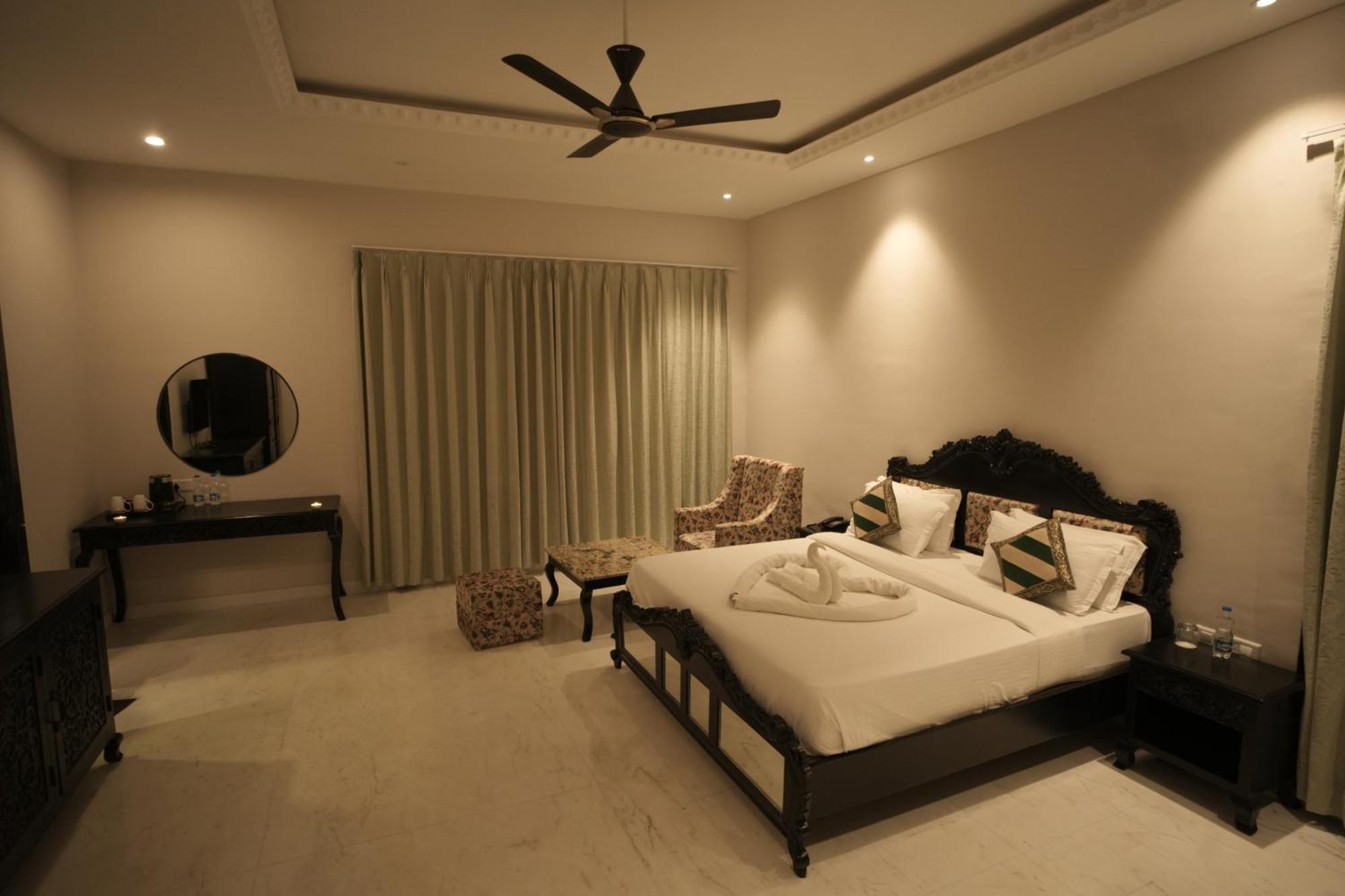 Surya Uday Villa Udaipur Exterior photo