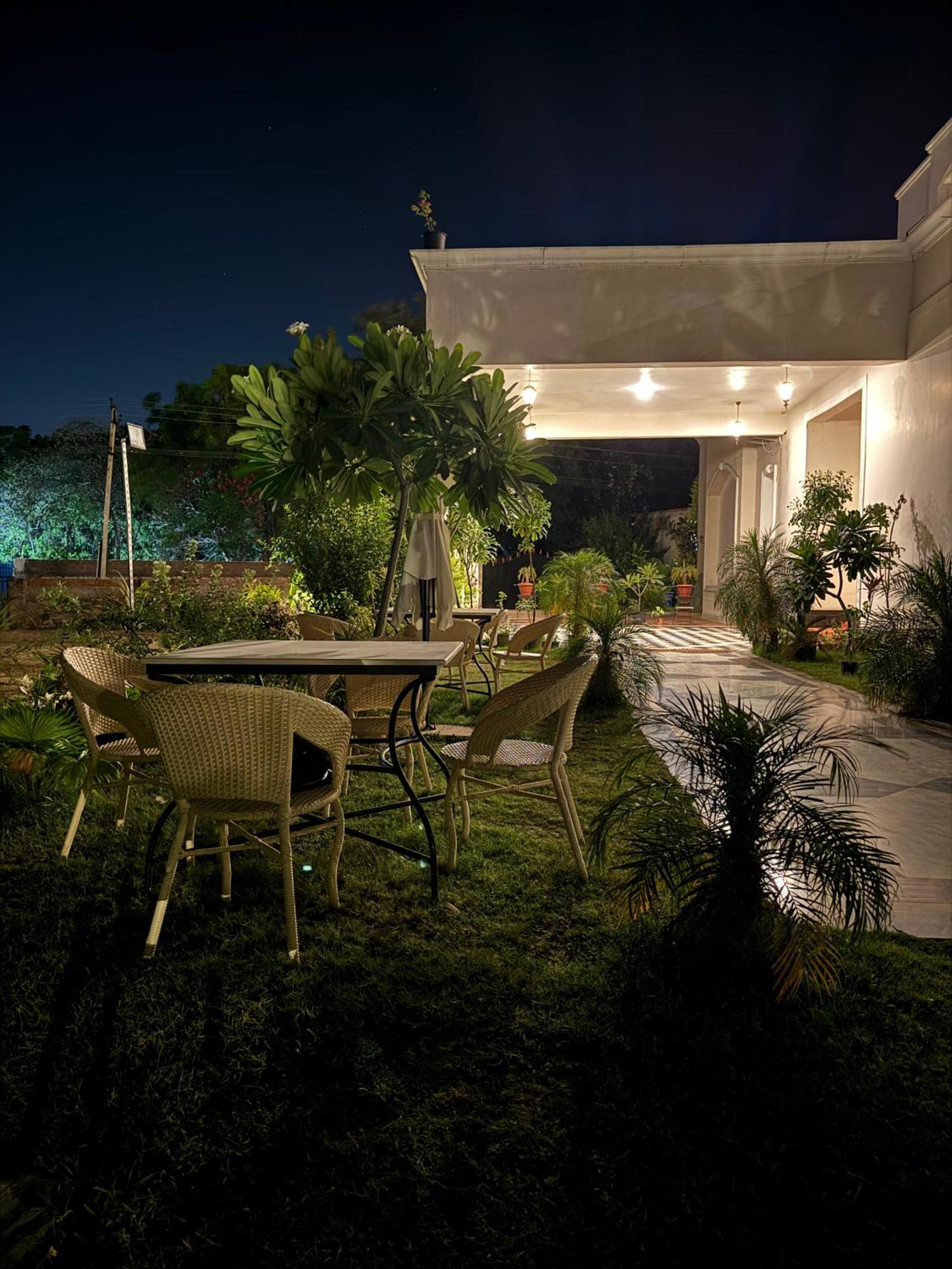 Surya Uday Villa Udaipur Exterior photo